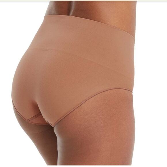 SPANX High-Waisted Ecocare Seamless Shaping Brief. Cafe‎ Au Lait. Size Medium - Picture 4 of 8